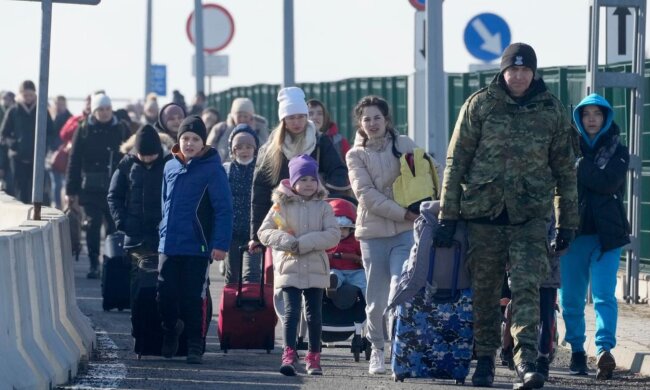 В Германии обрадовали украинских беженцев: на сколько теперь можно остаться в этой стране