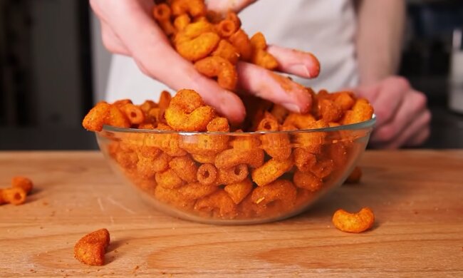 Снеки. Фото: YouTube