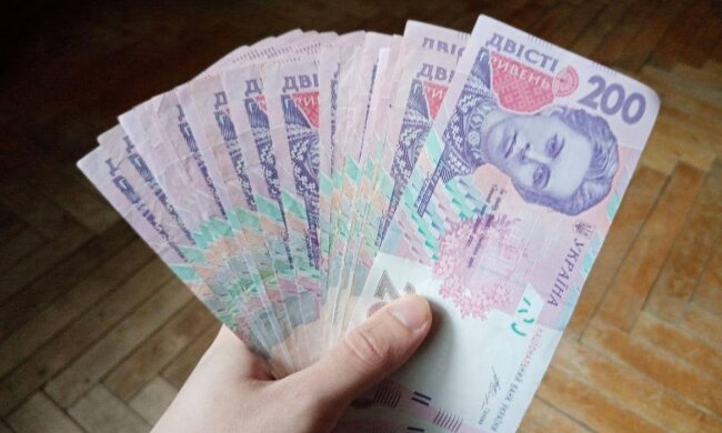 Банки не примут эти деньги: украинцев экстренно оповестили. Проверьте свою наличку