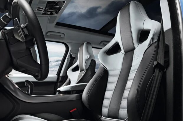 Range Rover Sport "SVR", фото из соцсетей