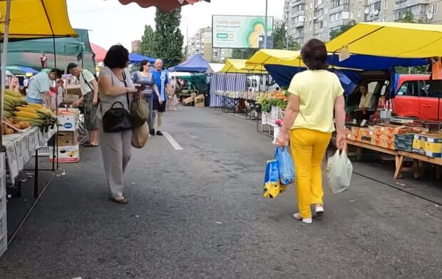 Продукти в Україні: скрін з відео