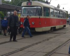 Зовсім нове життя: де в Україні почали вводити спецперепустки для проїзду у громадському транспорті