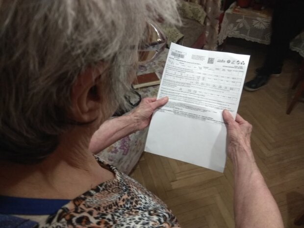Массовые проверки в Украине: пенсионеров и субсидиантов срочно оповестили. Что будут искать
