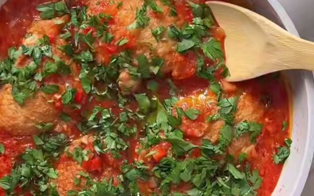 Курка по-угорськи, кадр з відео