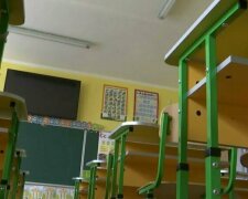 Родители, крепитесь! Массовое закрытие школ в регионах: после завершения каникул классы не откроются