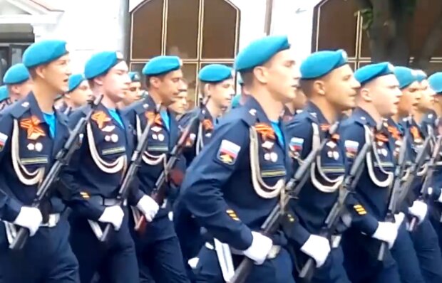 Людей уже нет: Путин отправит в Украину отряды юных солдат, которым по 17-18 лет