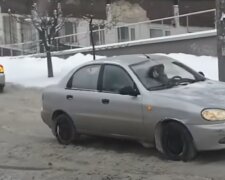 Автомобілі взимку: скрін з відео