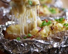 Картопля, фарширована грибами