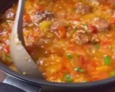 Восточный суп, кадр из видео