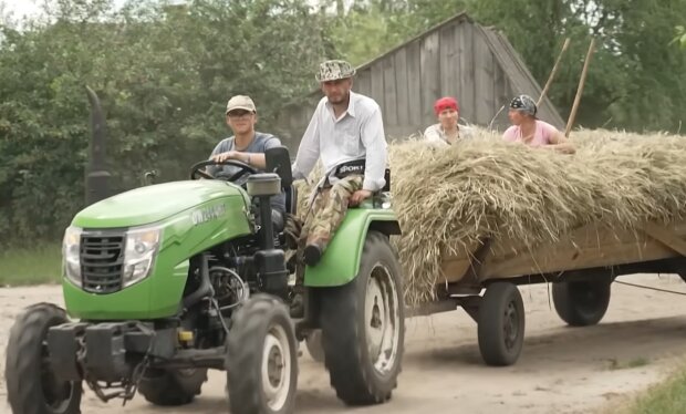 Пенсионеры в Украине, фото: youtube.com