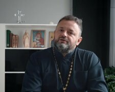 Лікар-священник: "Є такі речі, в яких навіть страшно зізнатися самим собі. Такі камені, що тягнуть на дно"