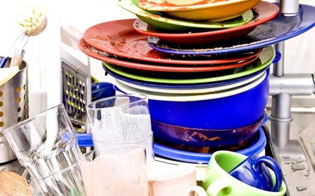Грязная посуда. Фото: YouTube