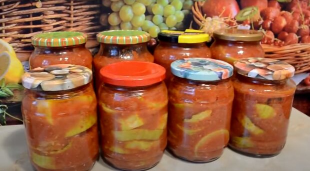 Кабачки в томатах на зиму