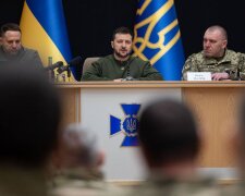 Володимир Зеленський, Андрій Єрмак та Василь Малюк, фото: Офіс Президента