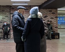 Власти признались, сколько на самом деле должны получать украинские пенсионеры