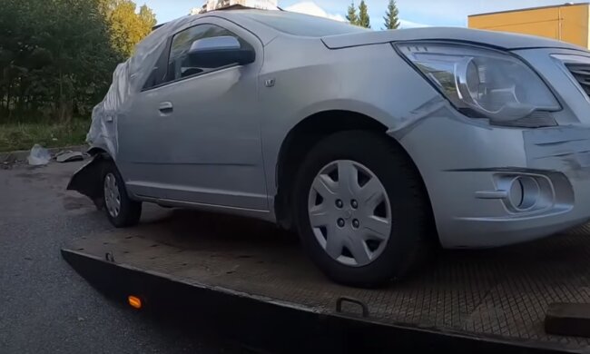 Эвакуация авто: скрин с видео