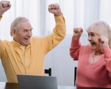 Счастливые пенсионеры, фото: youtube.com