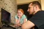 Отец сам воспитывает ребенка, фото: youtube.com