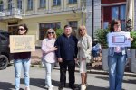 «Київ пам’ятає. Київ чекає»: на Подолі пройшла масштабна акція на підтримку полонених цивільних українців
