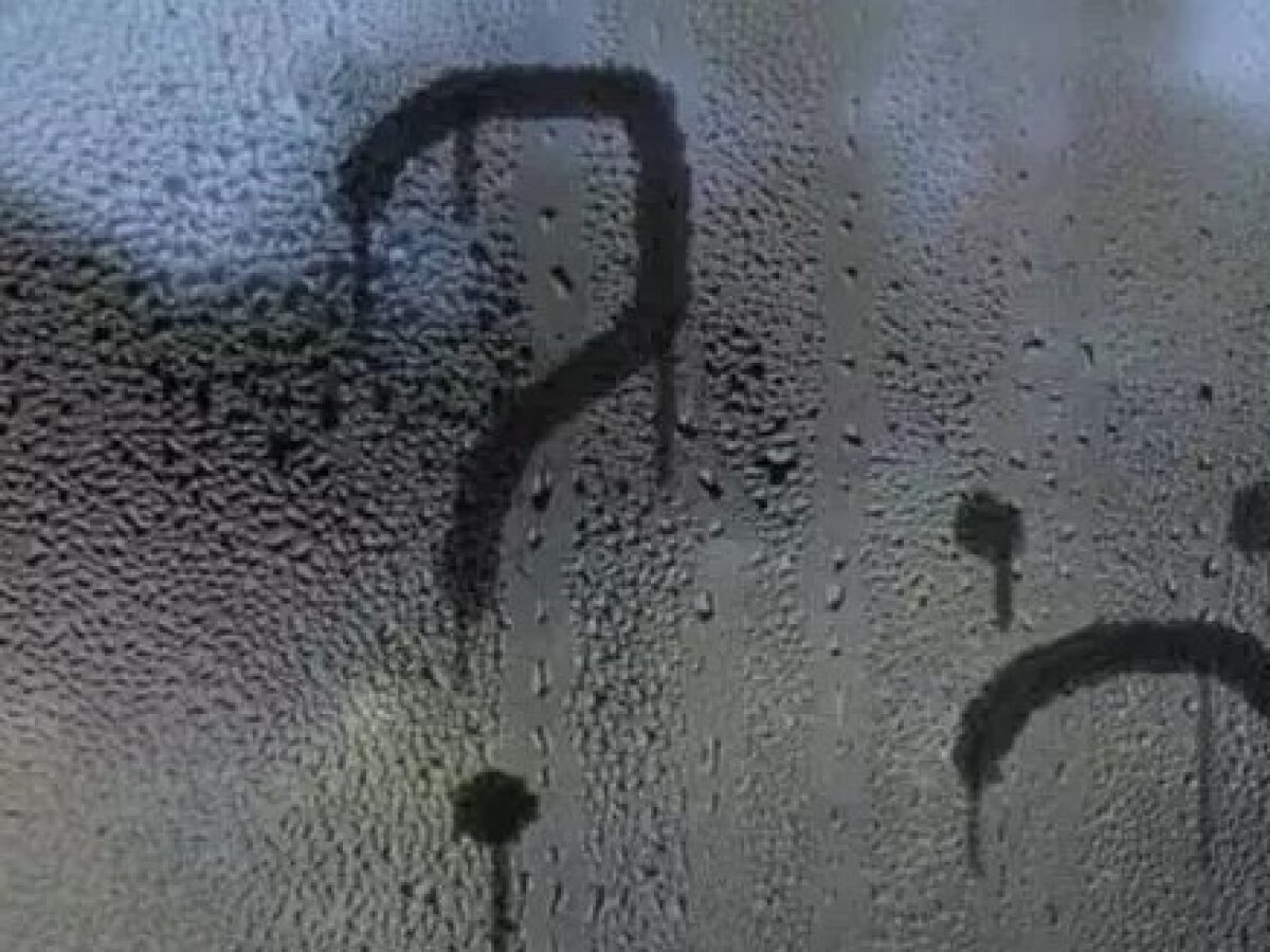 Зашумите покровительство кровли герметическим покрытием