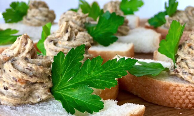 Грибний паштет із хріном