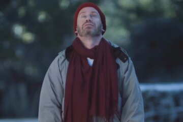 Маколей Калкин, кадр з відео