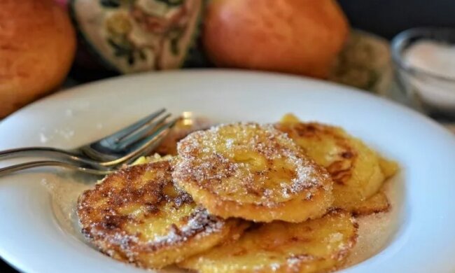 Навіть у кондитерських не знають цей рецепт: як спекти яблучні драники, які вибухнуть смакові рецептори