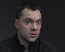 "Нас ждут приятные сюрпризы": Арестович обрадовал украинцев