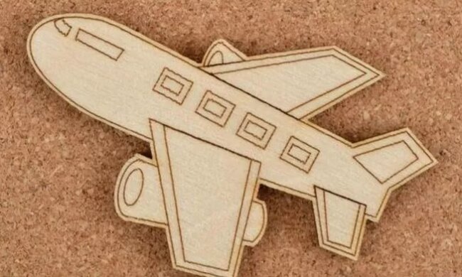 Фанерный самолет, фото: youtube.com