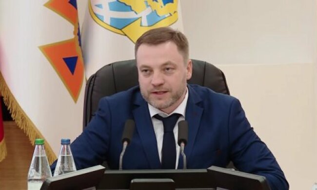 Міністр внутрішніх справ Денис Монастирський закликав підняти зарплати правоохоронцям