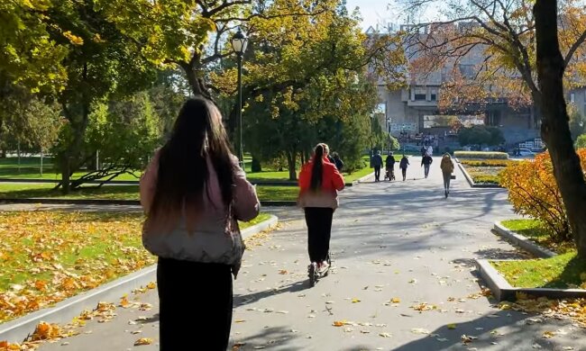 С утра можно одевать куртку: в Украину идет резкое похолодание