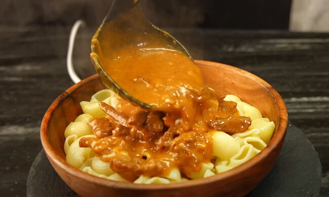 Подлива к макаронам, фото: youtube.com