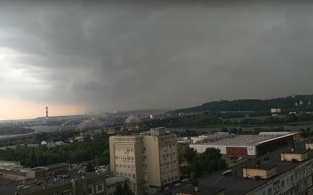 Непогода. Фото: скриншот YouTube-видео