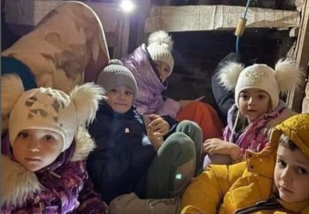 Дети Украины, пережидающие бомбёжку, фото: youtube.com