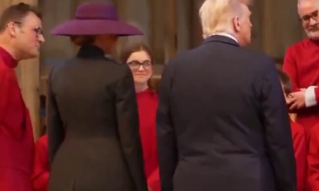 Дональд і Меланія Трамп у Лондоні, кадр з відео