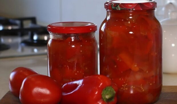 Рецепт перца с чесноком в томатном соке