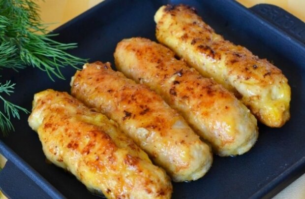 "Мясные пальчики" из куриного филе с сыром, фото: youtube.com