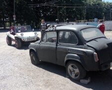 "Пляжный забияка": украинец превратил старый "Запорожец" в молодежный кабриолет