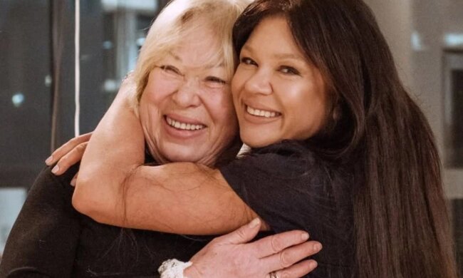 Руслана з мамою / Фото: instagram.com/ruslana.lyzhychko