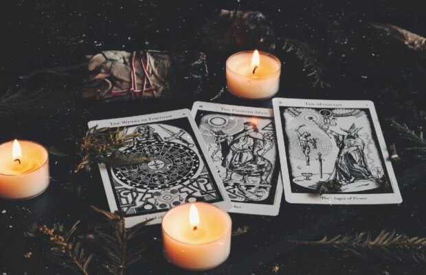 Таро, ворожіння, зображення: Pinterest