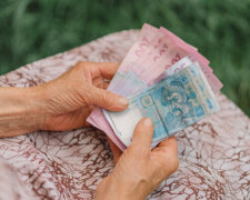 Можуть забрати до 50% пенсії: кому з українців доведеться повернути частину одержаних грошей