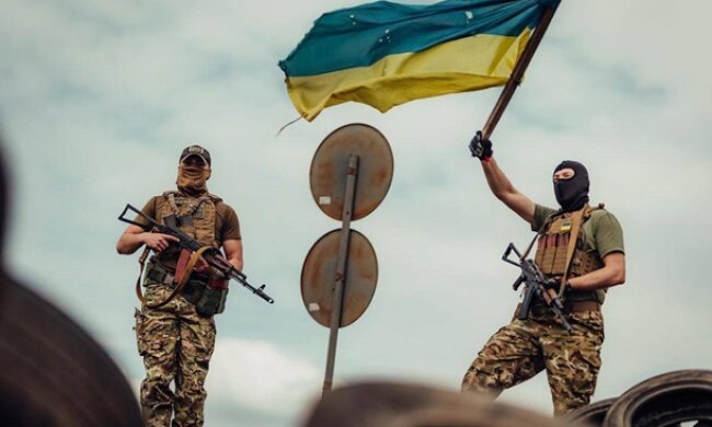 Шойгу уже готовит мыло и веревку: украинские нацгвардейцы сожгли десятки российских танков и склады с боеприпасами