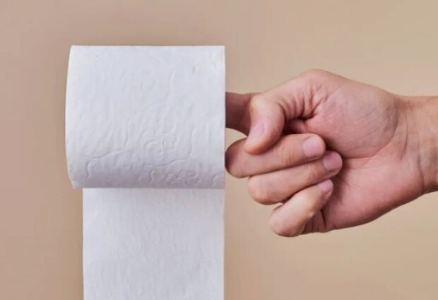 "Намотайте рубль на палец": в России ввели ограничения на продажу туалетной бумаги
