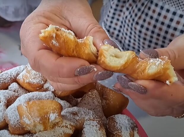 Печиво "Хворост", кадр з відео