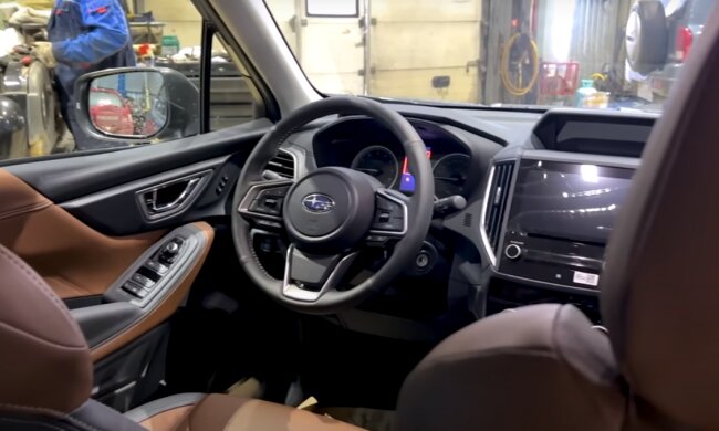 Subaru Forester: скрин с видео