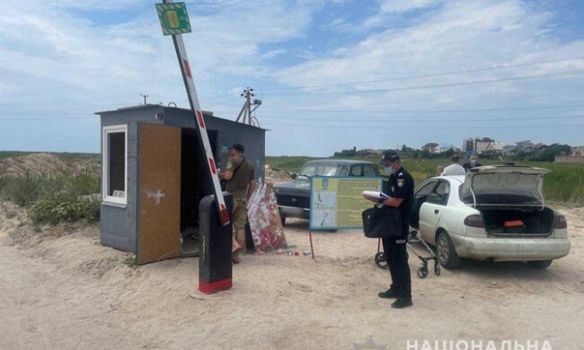Платный въезд на Азовское море. В Украине разгорелся скандал. Подключили полицию