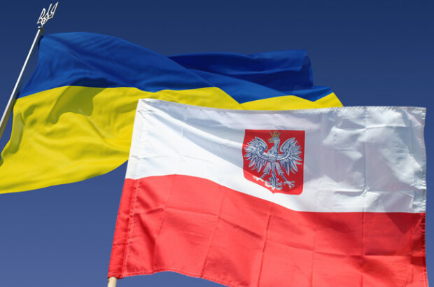 Важное заявление: украинцам, которые находятся в Польше, временную защиту никто не продлевал