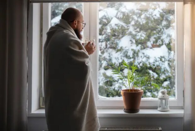 Вікно, холод, опалення, зображення з вільних джерел