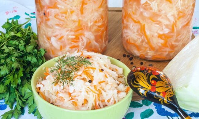 Рецепт быстрой квашеной капусты, которая будет готова уже через сутки. Фото: YouTube