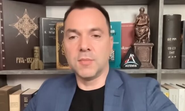 Арештович попередив: війна в Україні може тривати ще 9 років